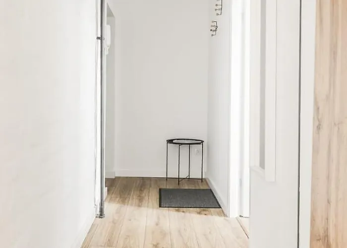 Stocznia By Golden Glow * Gdańsk