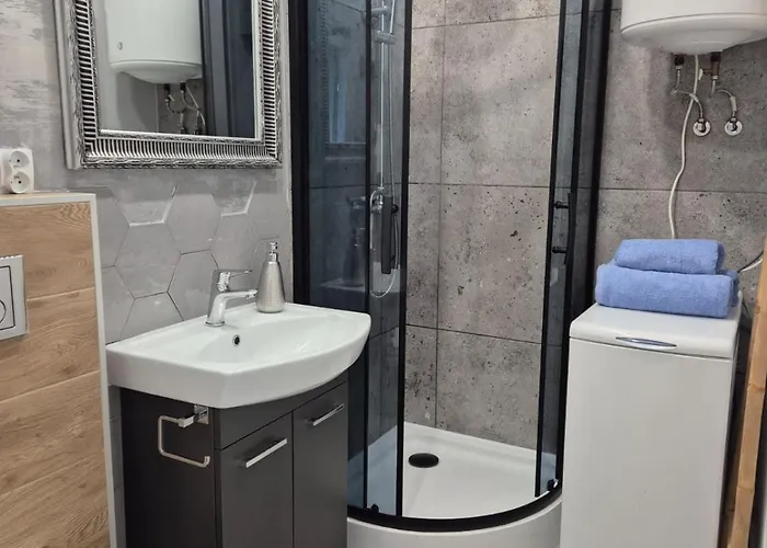 Stocznia By Golden Glow * Gdańsk